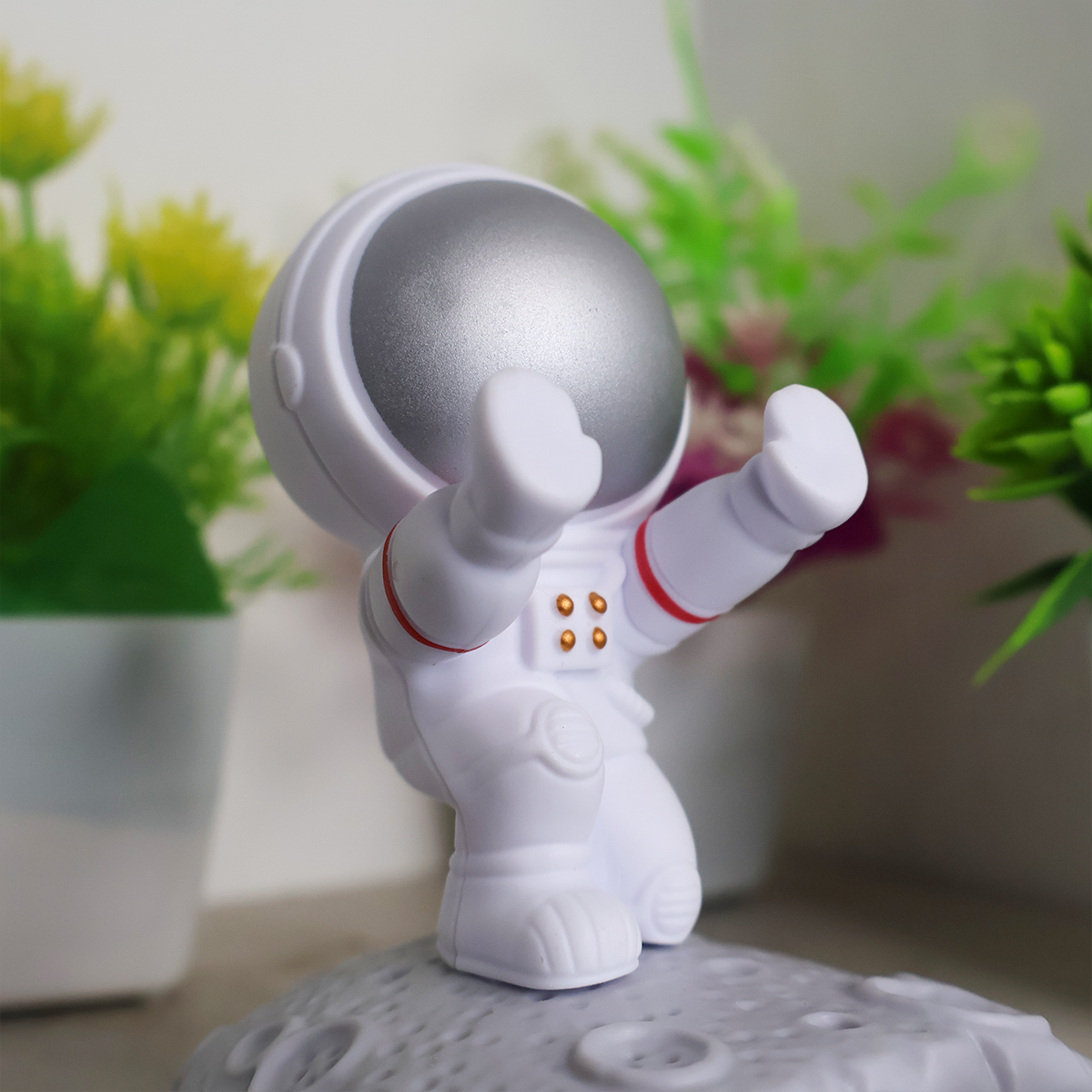 Astronaut Mobile Stand m3